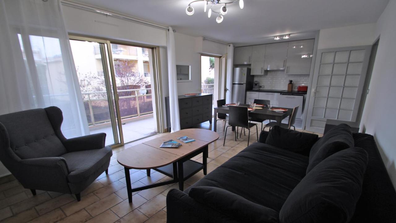 Le Riviera Apartment Sainte-Maxime Exterior photo