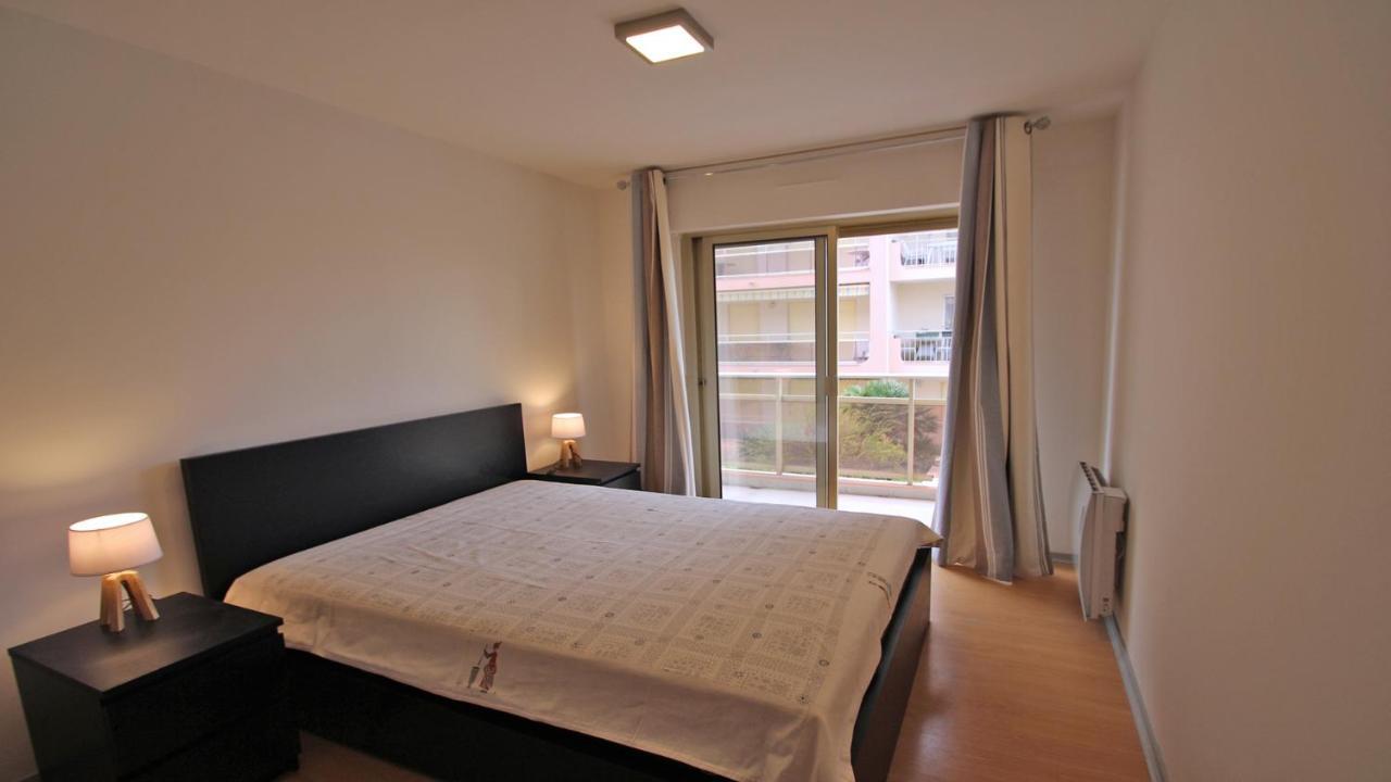 Le Riviera Apartment Sainte-Maxime Exterior photo